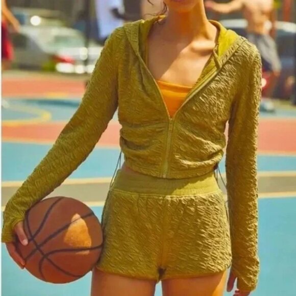 NWT FREE PEOPLE Kadi Quilted Short and Cropped Zip Up Hoodie Set Size Small - Picture 1 of 15